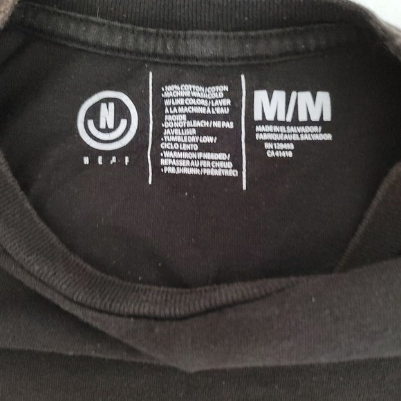 Neff Men's Black Long Sleeve T-Shirt Size M Peace Sign Retro Surf Skate Sk8 - Picture 10 of 10